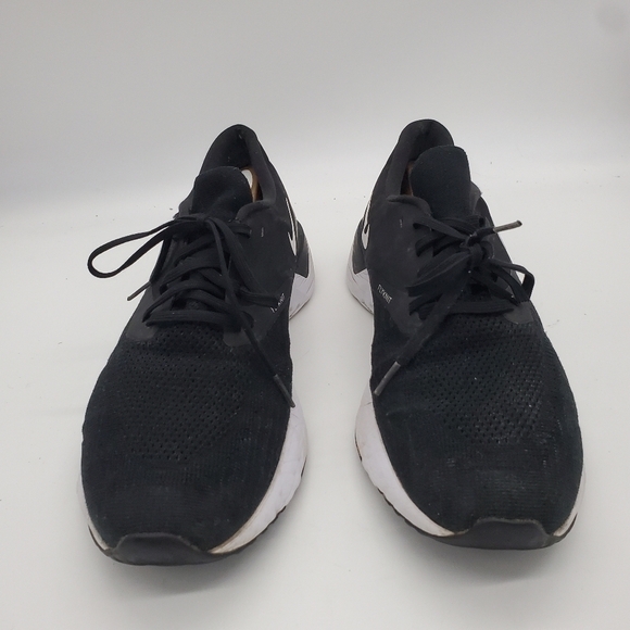 Nike Shoe Men’s 13 Odyssey React Flyknit 2 Running Sneakers ATH1015-010 - Picture 2 of 7